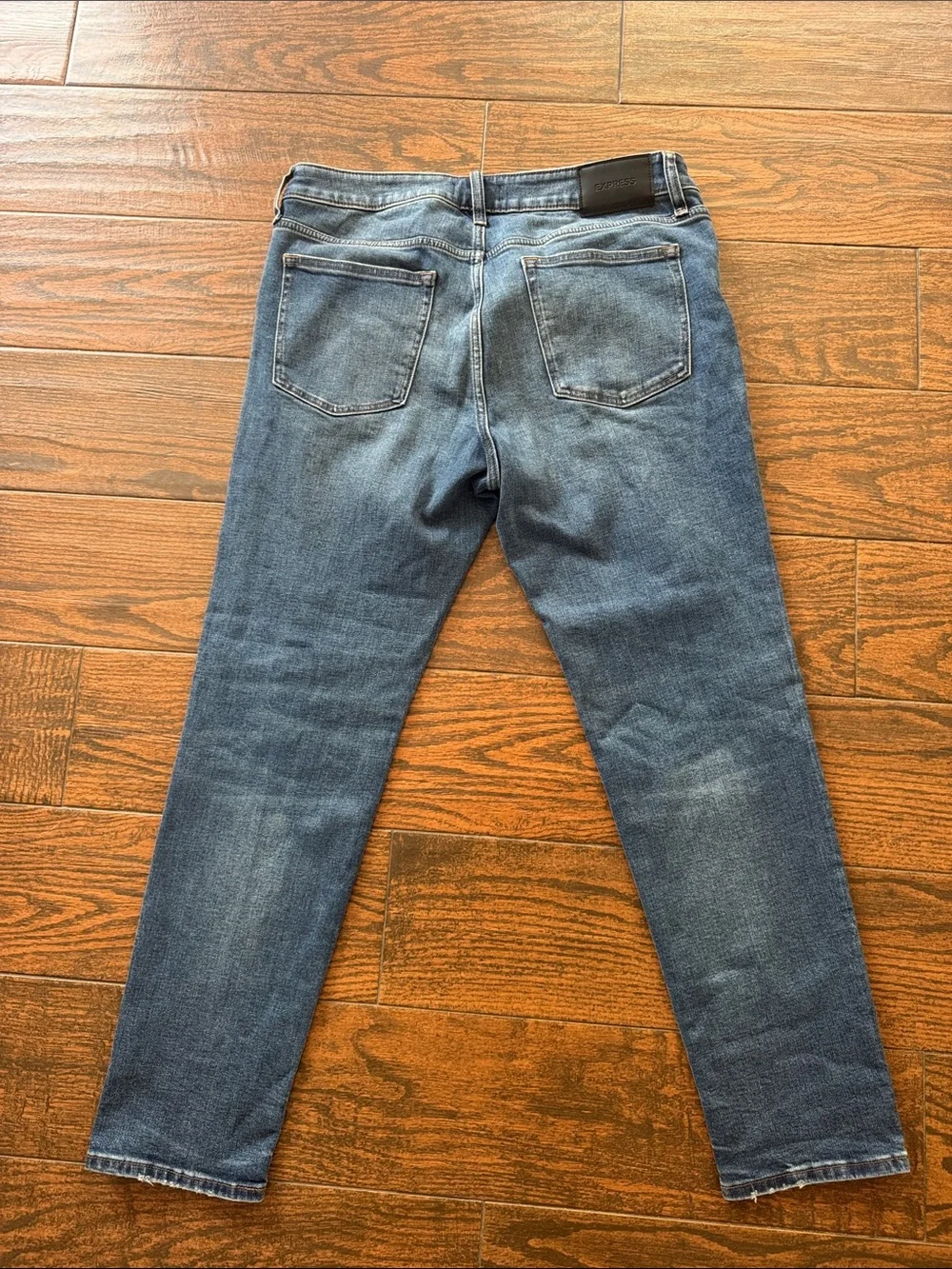 Express Men’s Slim Jeans - Medium Blue Wash
